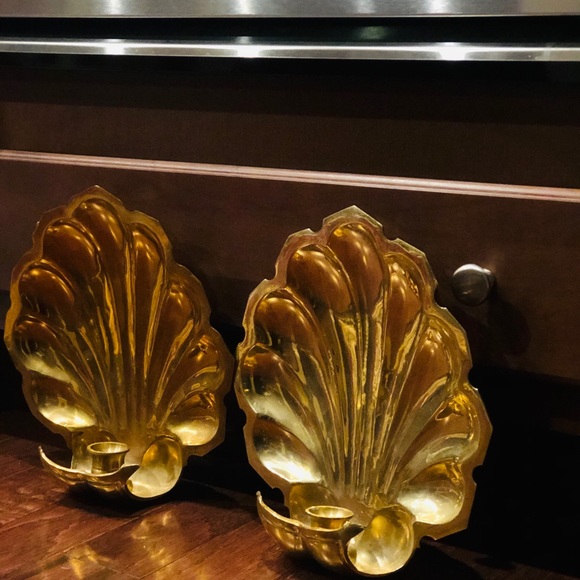 VINTAGE BRASS SCALLOPED CLAM SHELL SCOUNCES - Picture 7 of 8